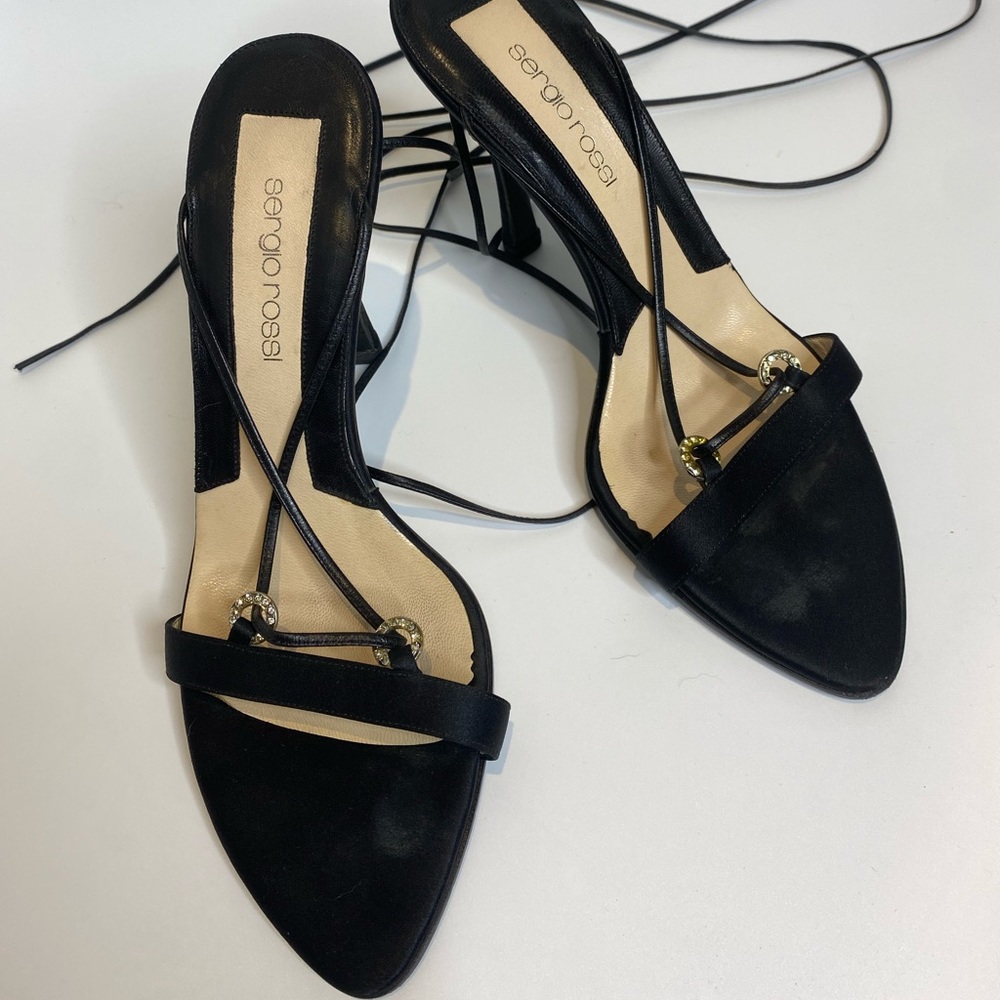 Sergio Rossi vintage elegant black heel with cryst